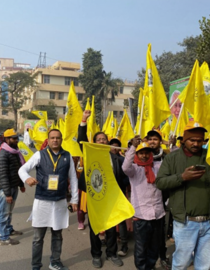 TRAFFIC  MANAGEMENT ON KARPURI JAYANTI